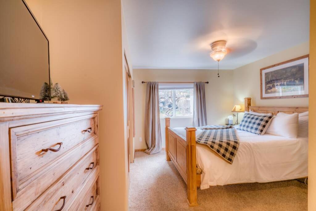 Das Bavarian Condo, 5 Star Ground Floor Unit, Walk To Town, Sleeps 6 ليفينورث المظهر الخارجي الصورة